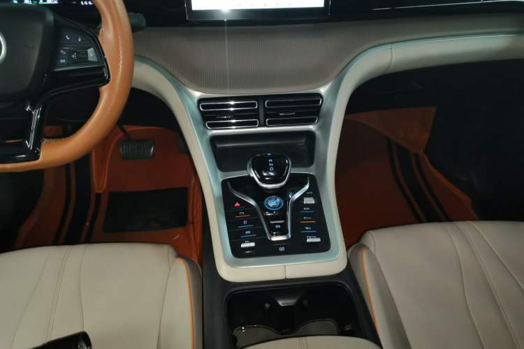 Used BYD Song Pro New Energy 2023 Champion Edition DM-i 71KM Leading Model
