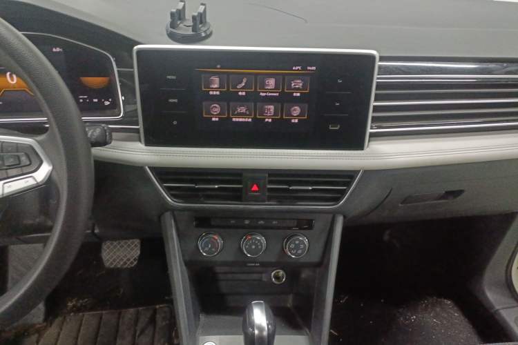 Used Volkswagen Tiguan L 2022 330TSI Automatic Two-Wheel Drive Comfort Edition
