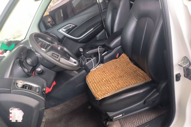 Used JMC Yuhu 5 2019 2.0T Diesel Manual 4x4 Advanced China VI Standard