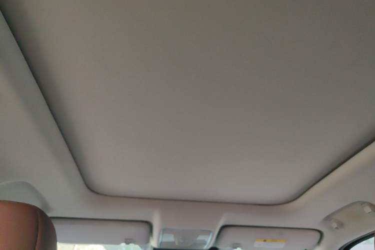 Used CHANGAN CS95 2017 2.0T Four-Wheel Drive SmartDrive Edition Headliner