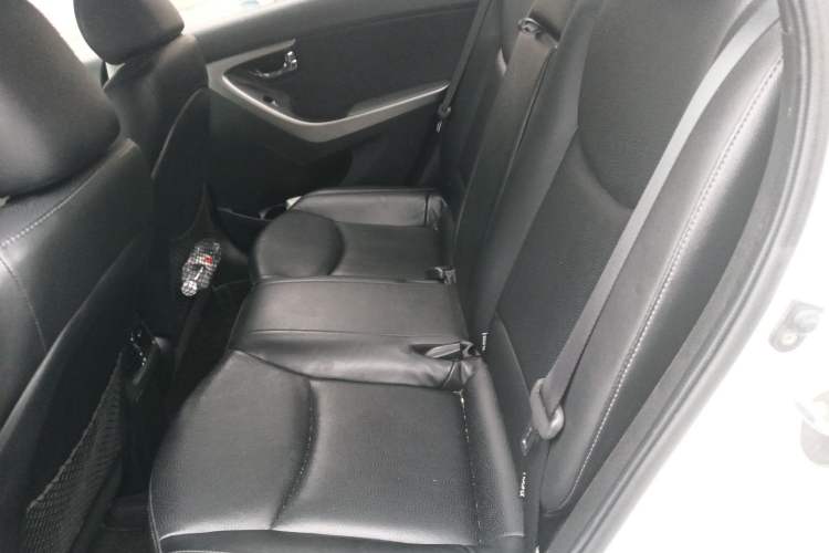 Used Hyundai Elantra (5th Generation / Langdong) 2012 1.6L Automatic Prestige Model