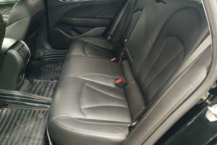 Used Buick LaCrosse 2019 28T Luxury Version Left Rear Seat