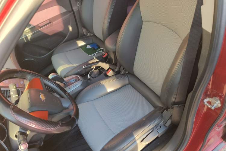 Used Chevrolet Cruze 2013 1.8L SE AT Left Front Seat