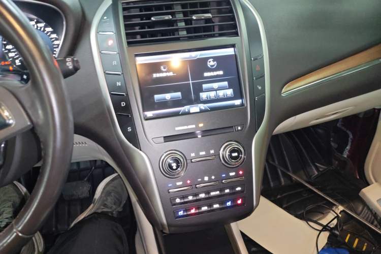 Used Lincoln MKC 2014 2.0T Four-Wheel Drive Luxury Edition
