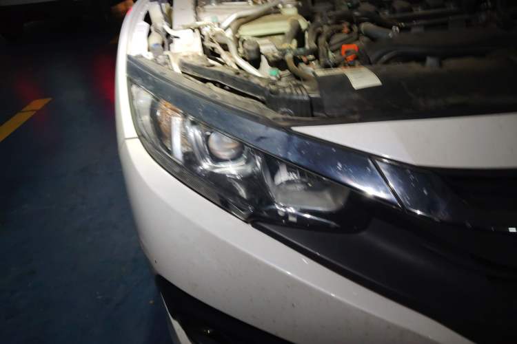 Used Honda Civic 2016 220TURBO CVT Luxury Edition
