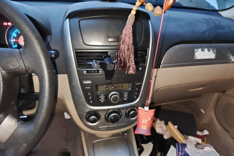 Used Buick Excelle 2013 1.5L Manual Classic Model