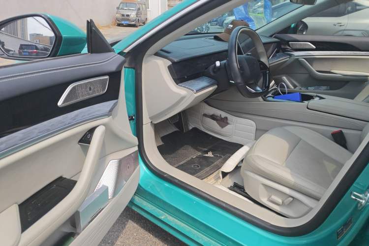 Used NETA S 2022 Pure Electric 715 km Range Rear-Wheel Drive Mid-Range Version