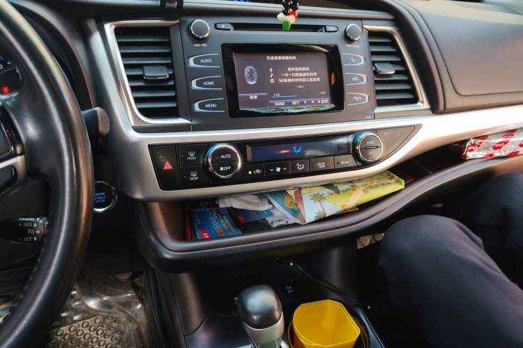 Used Toyota Highlander 2015 2.0T Four-Wheel Drive Luxury Edition 7-Seater