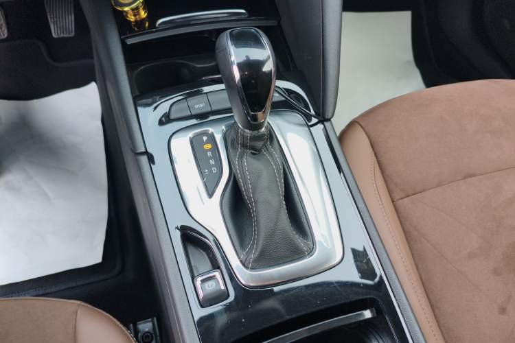 Used Buick Regal 2019 20T Elite Version China VI Standard
