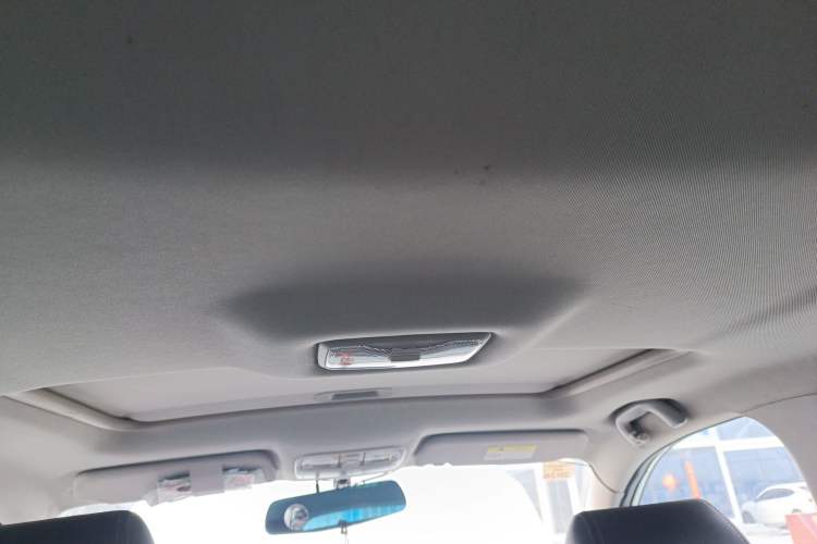 Used CHANGAN CS35 2016 1.6L Automatic Prestige Model China V Standard