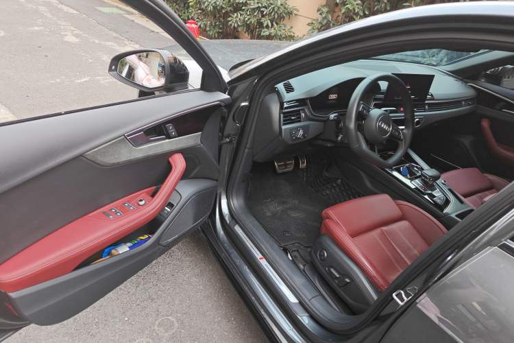 Used Audi A4L 2023 40 TFSI Bang & Olufsen Starry Night Edition