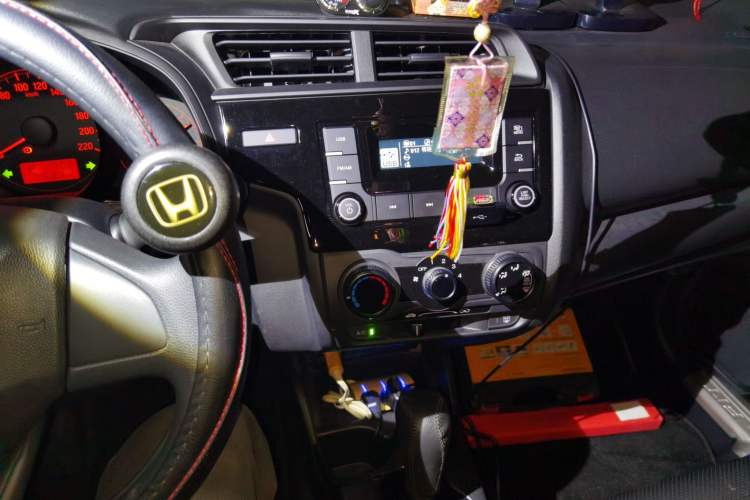 Used Honda Fit 2018 1.5L CVT Comfort Version
