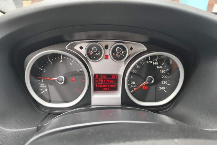 Used Ford Focus 2013 Hatchback Classic 1.8L Automatic Base Model
