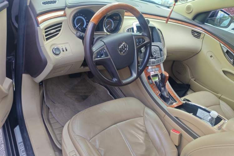 Used Buick LaCrosse 2012 2.4L SIDI Luxury Edition
