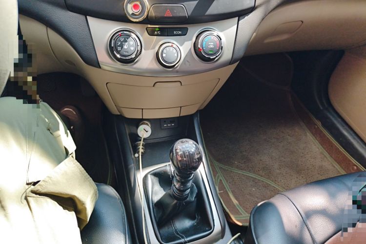 Used Hyundai Celesta 2011 1.6L Manual Comfort Edition
