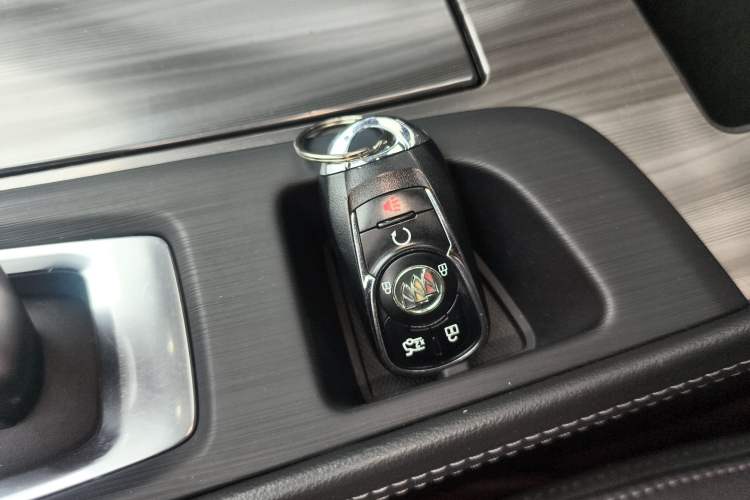 Used Buick LaCrosse 2021 652T Luxury Model
