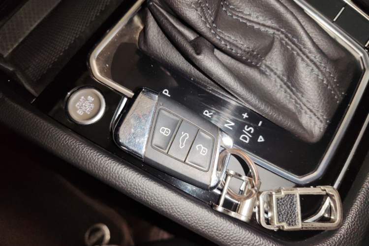 Used Volkswagen Magotan 2023 2 Million Units Commemorative Edition 330TSI DSG Luxury Version
