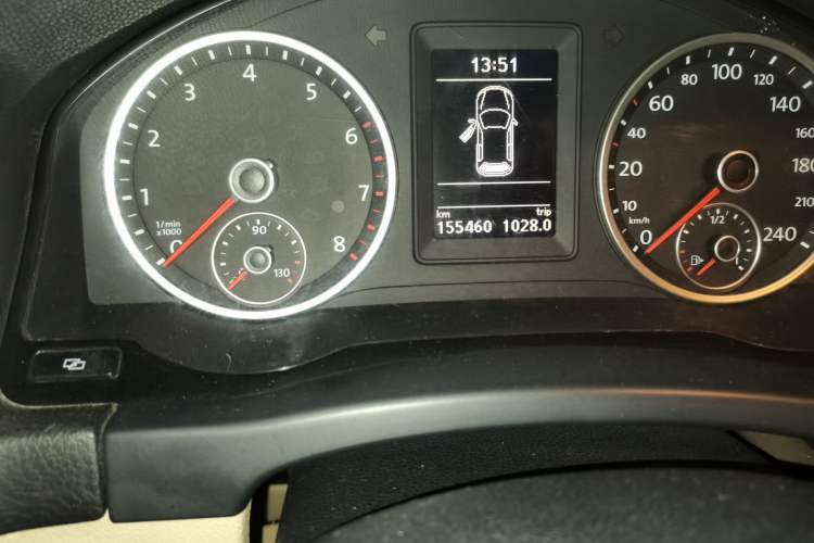 Used Volkswagen Tiguan 2012 1.8TSI Automatic All-Wheel Drive Elite Edition Odometer Close Up