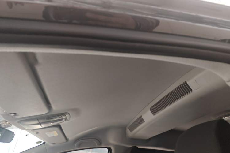 Used JAC Refine M4 2022 2.0 TGDI Automatic Business Edition
