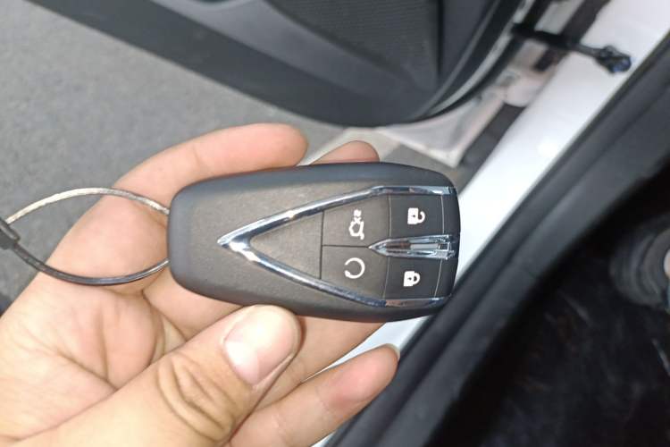 Used CHANGAN Eado PHEV 2025 Smart New Blue Whale 145KM Battleship Edition Interior 1