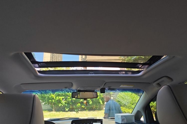 Used Buick GL8 2022 Land Business Class 652T Luxury Model