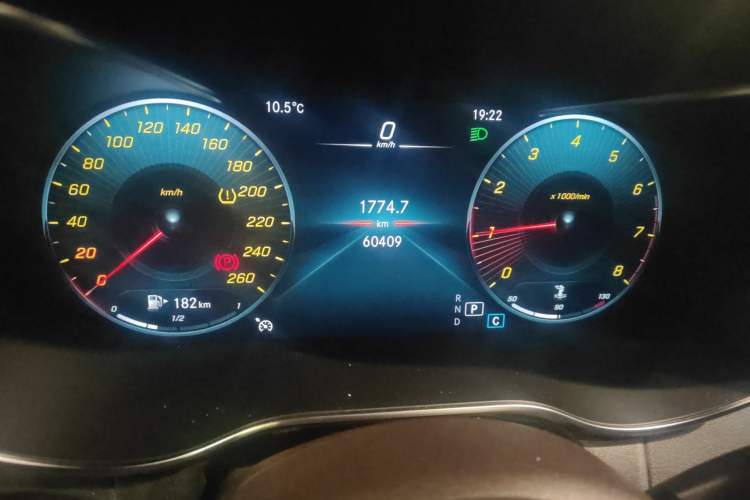 Used Mercedes-Benz GLC 2020 Facelift GLC 260 L 4MATIC Luxury Edition