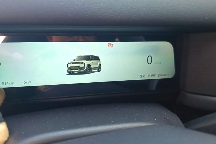 Used iCAR 03T 2024 520km Two-Wheel Drive Long-Range Version Odometer Close Up