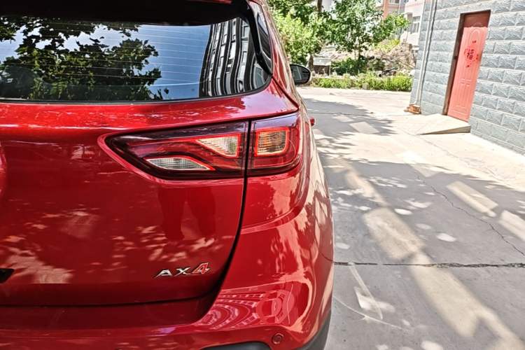 Used Dongfeng Aeolus AX4 2017 1.6L DCT Trendy Style
