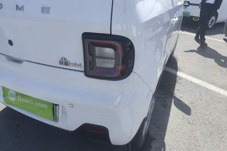 Used Geely Galaxy Panda 2024 Panda Mini 200km Endurance Bear
