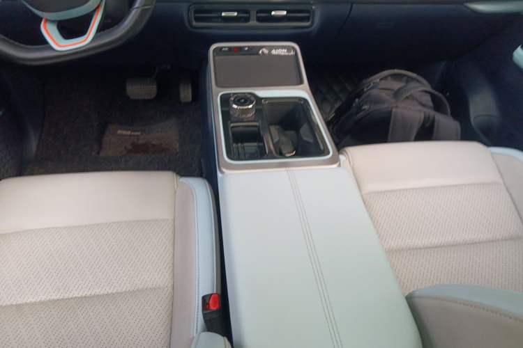 Used AION Y 2022 70 Tech Edition Lithium Iron Phosphate