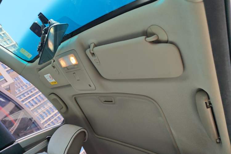 Used Buick GT 2015 15N Manual Luxury Version Headliner