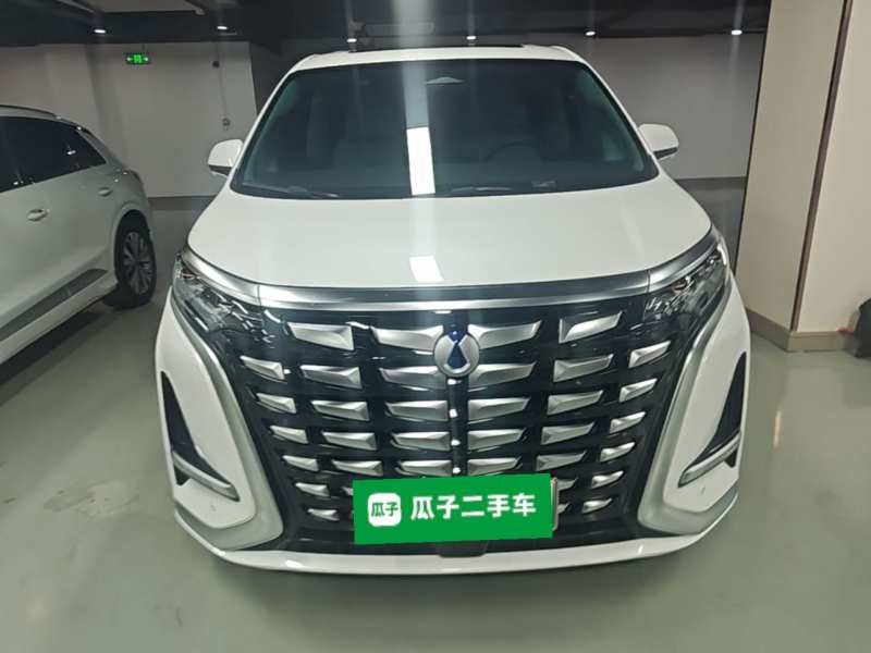 Used Denza D9 2022 DM-i 1040 Prestige Model — 2