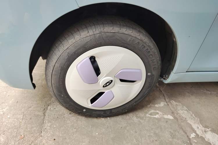 Used Chery New Energy QQ Ice Cream 2022 170km Sundae Phosphate Lithium-Ion