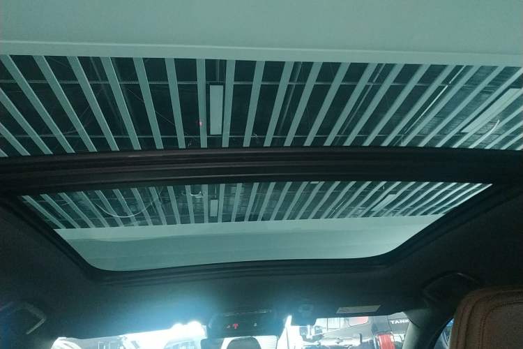 Used Volvo S90 New Energy 2021 T8 eDrive Hybrid Zhiyi Luxury Edition
