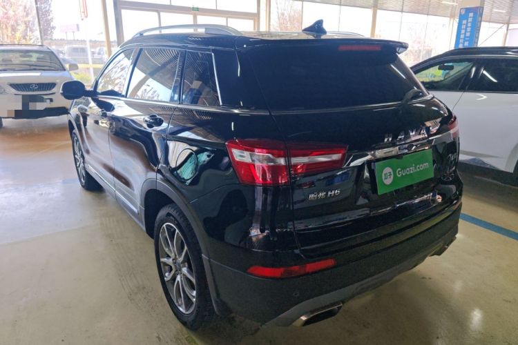 Used Haval H6 Coupe 2017 Red-Label 2.0T Automatic Two-Wheel Drive Urban Model
