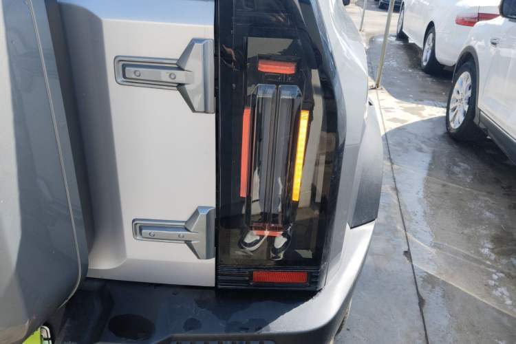 Used JETOUR Shanhai Traveler C-DM 2024 C-DM 208KM Mountain & Wilderness Edition Exterior 3