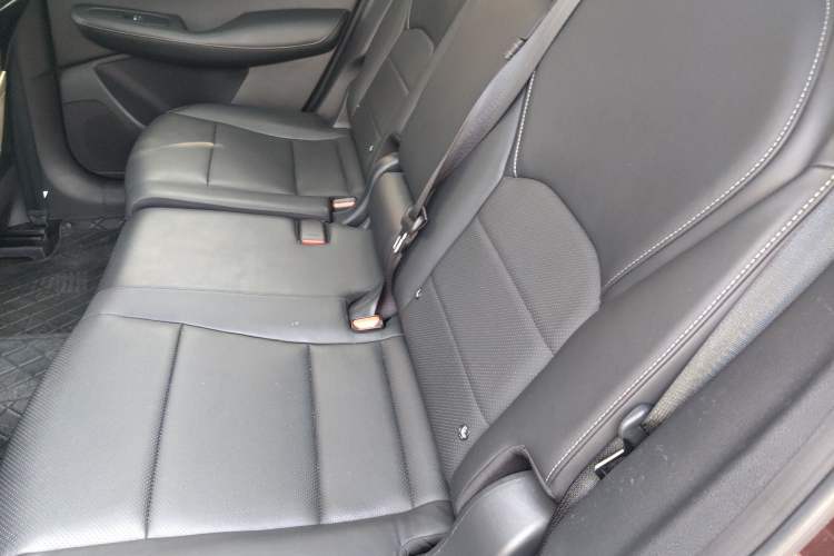 Used Infiniti QX50 2018 2.0T Two-Wheel Drive Fashion Edition Left Rear Seat