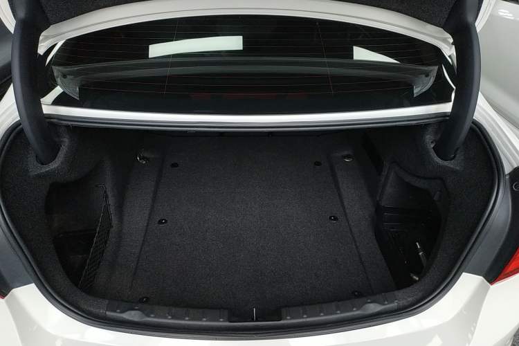 Used BMW 3 Series 2014 320Li Fashion Model
