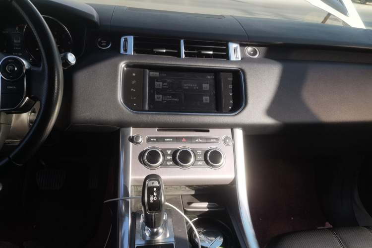 Used Land Rover Range Rover Sport 2016 2.0 GTDi HSE
