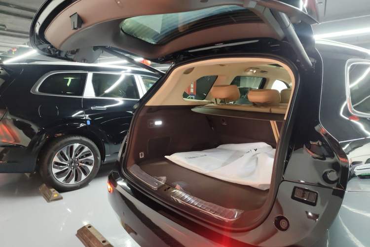 Used Hima AITO M7 2024 1.5T Rear-Drive Plus Version 5 Seats Trunk