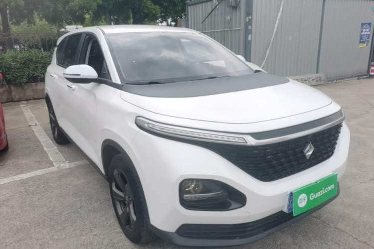 Used Baojun RM-5 2019 1.5T Manual Elite Version with 24-Hour Online Service 6 Seats
