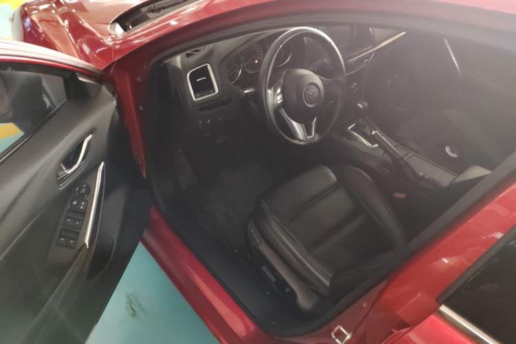 Used Mazda Atenza 2015 2.0L Blue Sky Fashion Edition