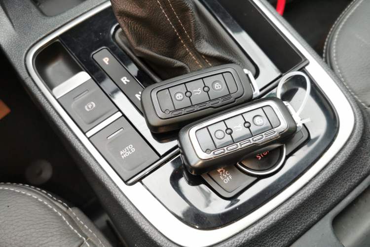 Used Qoros 5 2017 1.6T Automatic Flagship Model Vehicle Key