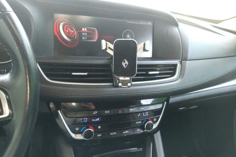 Used BORGWARD BX7 2016 28T Four-wheel Drive Luxury Edition 5 Seats