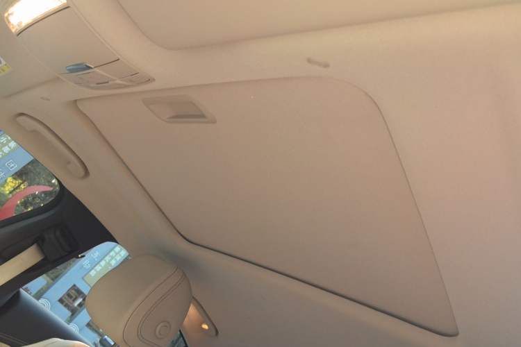 Used Mercedes-Benz CLS 2023 CLS 300 Luxury Model Headliner