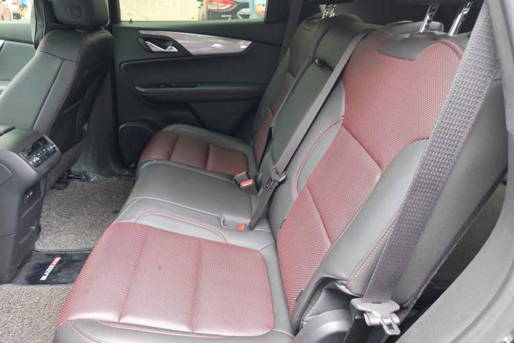 Used Chevrolet Blazer 2020 Redline 650T 7-Seater Ting Edition
