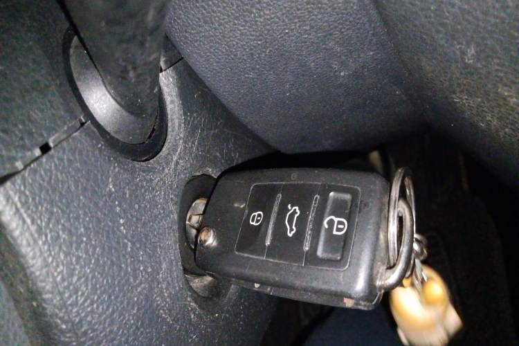 Used Volkswagen Sagitar 2014 Revised Version 1.6L Automatic Comfort Edition Vehicle Key