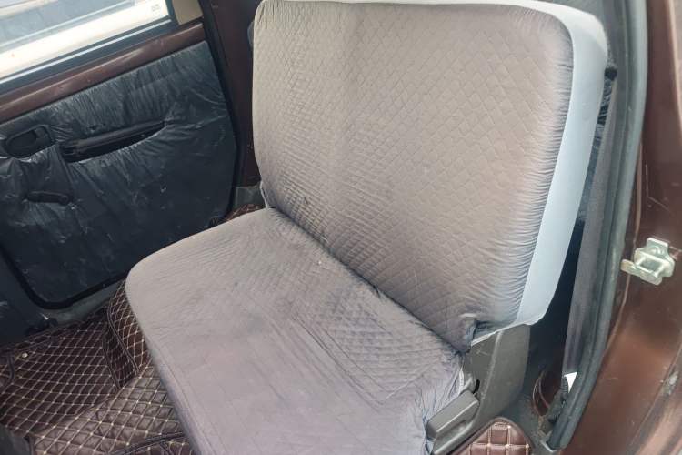 Used Wuling Hongguang 2014 1.5L S Standard Version Left Rear Seat