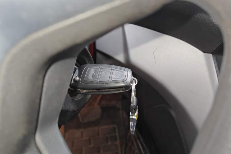 Used Ford Kuga 2013 1.6L GTDi Two-Wheel-Drive Comfort Model