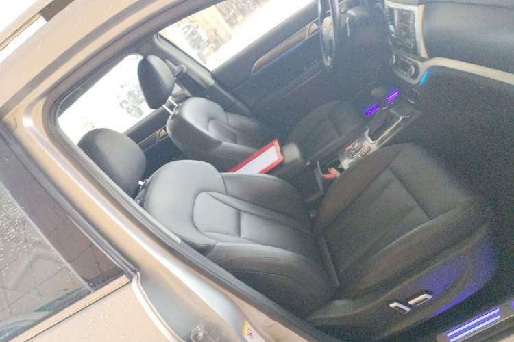 Used Haval H6 Coupe 2015 Blue Label 2.0T Automatic Two-Wheel Drive Elite Model
